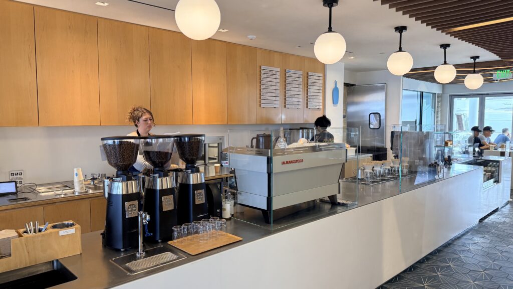 Blue Bottle Coffee Newport Beach 吧台 La Marzocco 義式咖啡機